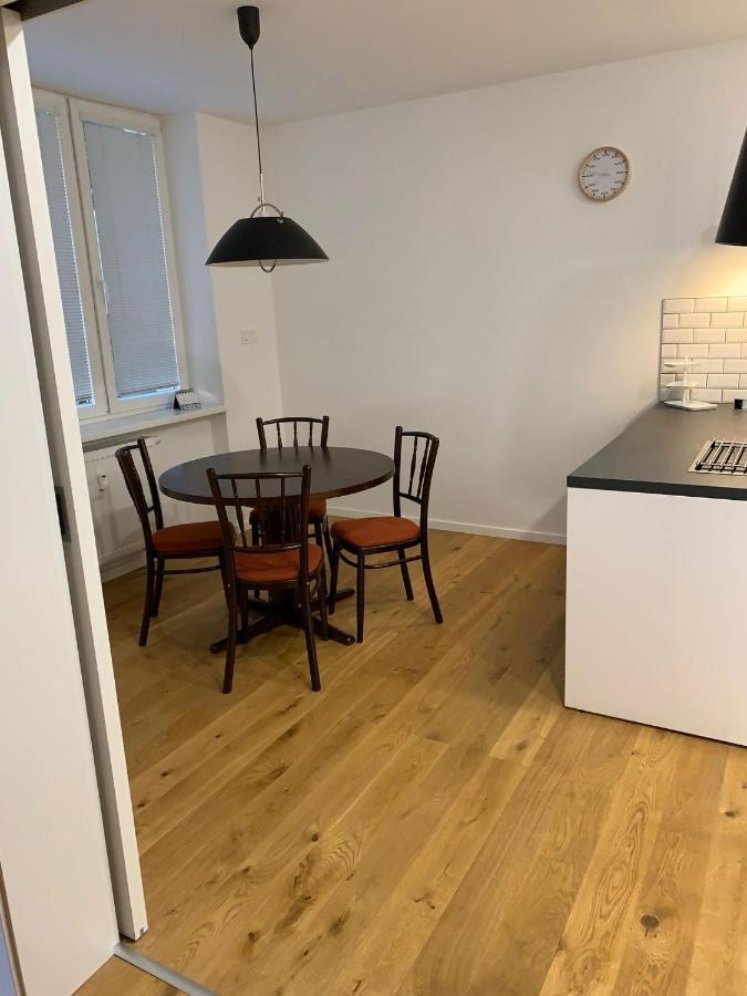 Orient Express Paris-Pressburg By Zazi Apartment Ngoại thất bức ảnh