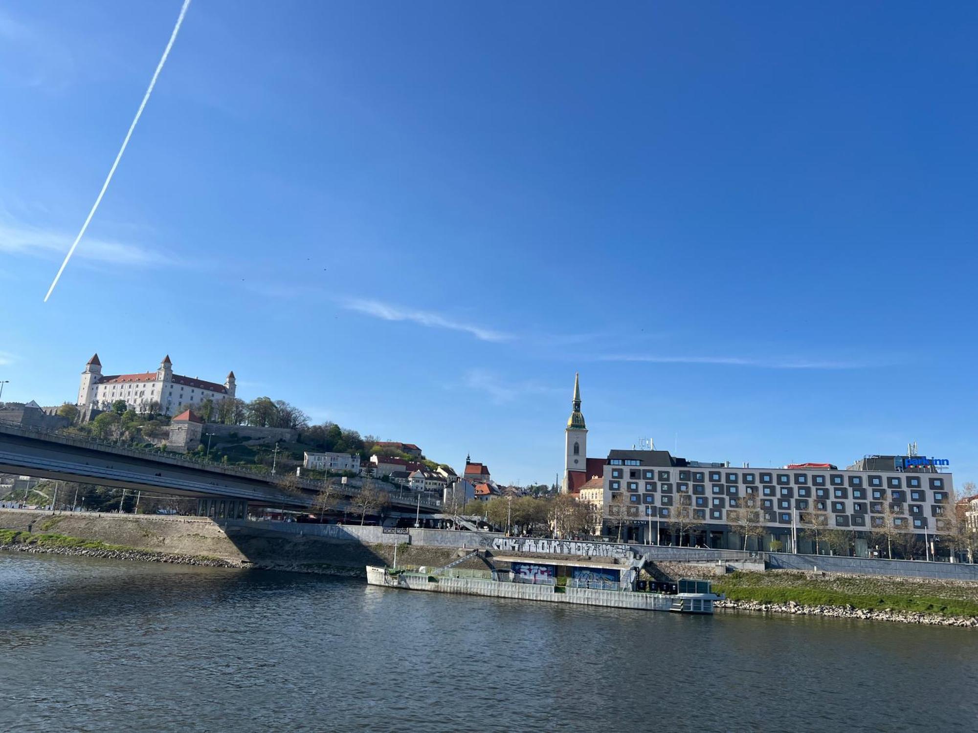 Orient Express Paris-Pressburg By Zazi Apartment Ngoại thất bức ảnh